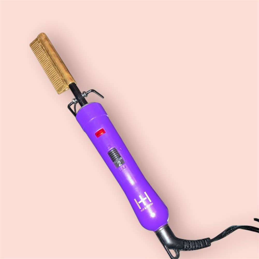 Purple Hair Straightening Comb by hot & hotter